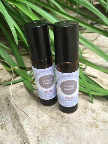 Natural face serum with essential oils